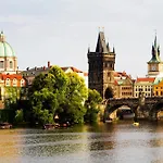 B2 Dvouluzkovy Centrum Prahy *