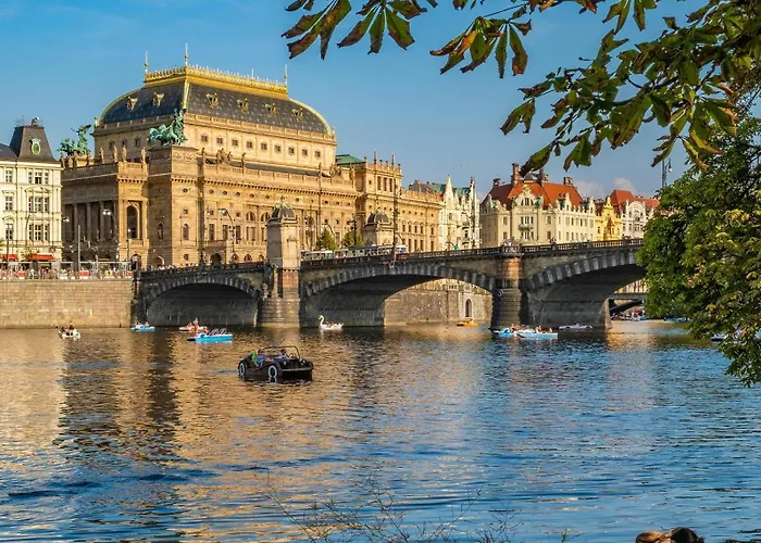 B2 Dvouluzkovy Centrum Prahy * Prague