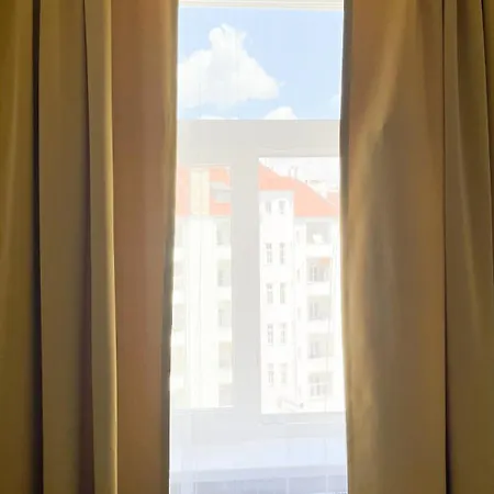 B2 Dvouluzkovy Centrum Prahy * Praga