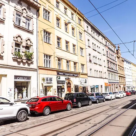 B2 Dvouluzkovy Centrum Prahy Prag