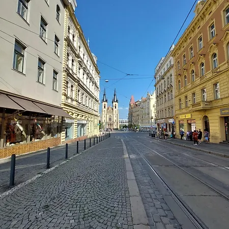B2 Dvouluzkovy Centrum Prahy * 布拉格